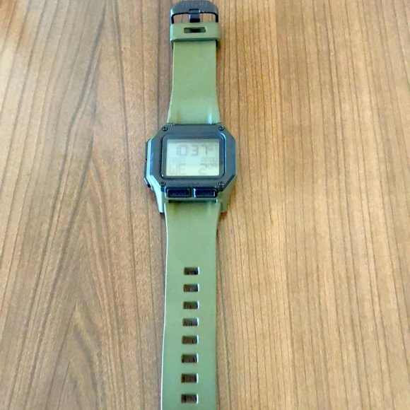 Nixon Regulus Like Very nice, durable Got a new
